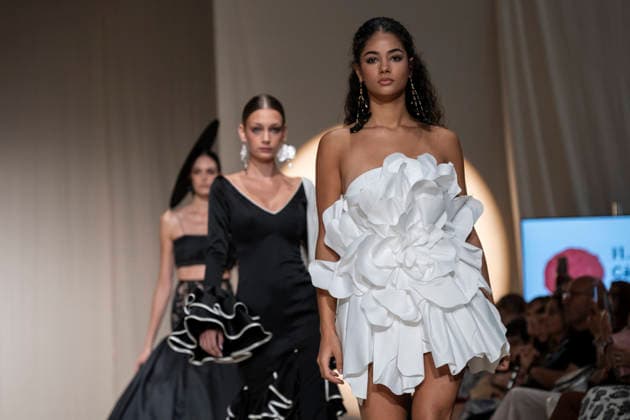 July 25, 2026, Madrid, Spain: A model walks the runway wearing a design by Flamentex during the Momad Fashion Week de Madrid in IFEMA. Madrid Spain  - ZUMAs197 20260725_aaa_s197_089 Copyright: xAtilanoxGarciax