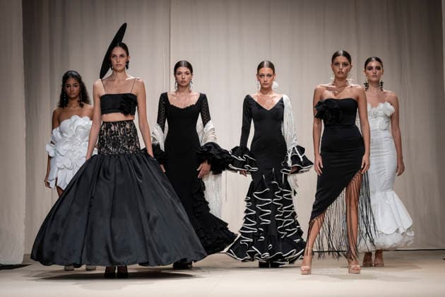 July 25, 2026, Madrid, Spain: A model walks the runway wearing a design by Flamentex during the Momad Fashion Week de Madrid in IFEMA. Madrid Spain  - ZUMAs197 20260725_aaa_s197_092 Copyright: xAtilanoxGarciax
