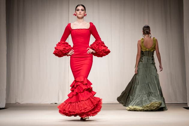 July 25, 2026, Madrid, Spain: A model walks the runway wearing a design by Flamentex during the Momad Fashion Week de Madrid in IFEMA. Madrid Spain  - ZUMAs197 20260725_aaa_s197_111 Copyright: xAtilanoxGarciax
