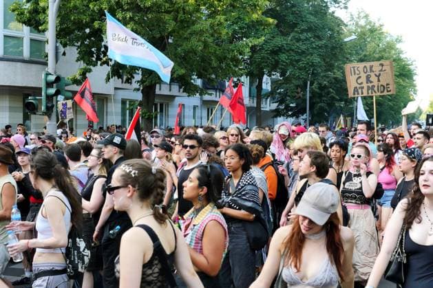 25.07.2026, Berlin - Deutschland. Demo zum CSD, Internationalist Queer Pride im Wedding. *** July 25, 2026, Berlin, Germany: CSD Parade, Internationalist Queer Pride in Wedding