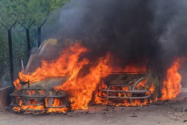 July 25, 2026, Chiomonte, Val Di Susa, Italy: CHIOMONTE, VAL DI SUSA, PIEDMONT, ITALY Ã¢â‚¬ JULY 25, 2026: Masked activists from the No TAV movement, a protest movement opposing the Turin-Lyon high-speed railway project, clash with security forces in Chiomonte, Val di Susa, Piedmont, Italy, after storming the high-speed rail construction site. Protesters threw rocks and firecrackers, setting fire to four vehicles belonging to the Carabinieri and Guardia di Finanza. Police responded with tear gas and water cannons, leaving more than 50 security personnel injured and forcing the closure of a section of the A32 Turin-Bardonecchia motorway. Chiomonte, Val Di Susa Italy  - ZUMAq101 20260725_zna_q101_168 Copyright: xLeonardoxGaravagliax