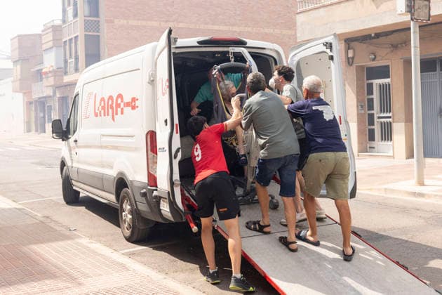 The UME Has Been Activated Due to a Wildfire with Multiple Hotspots in La Vall d’Uixó, Castellón; Residents Evacuated, July 25, 2026, in La Vilavella, Castellón, Valencian Community, Spain. Firefighters from Castellón have been working since Saturday morning to bring a wildfire under control in the municipality of La Vall d’Uixó, which is currently spreading rapidly, and as a result, the Military Emergency Unit (UME) has been called in, and Civil Protection has ordered the evacuation of the town of La Vilavella. JULY 25, 2026 EVACUATION FIRE Carme Ripollé Vall d’Uixó, Castellón, Valencian Community Vall d’Uixó, Castellón, Community of Spain  Copyright: xCarmexRipollÃ sx 7687830