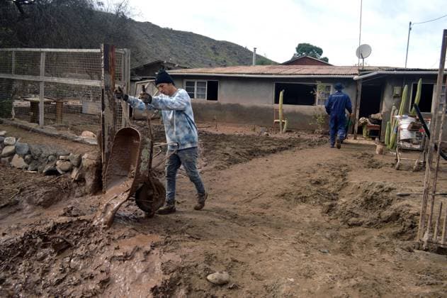 La Serena, July 25, 2026 Volunteers and residents of Islon are clearing debris and rebuilding the area affected by the flood Alejandro Pizarro Aton Chile, CHILE Aton 1175383  Copyright: AlejandroxPizarro AtonxChile