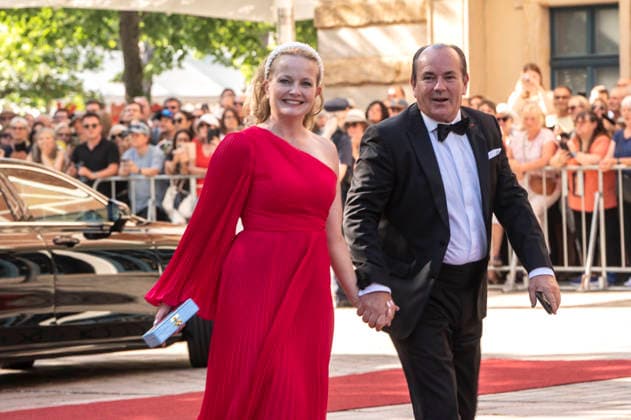 Alexa Kons and Wolfram Kons attend the concert of Beethovens 9. Symphonie to open the annual Bayreuth Festival 2026 (Richard-Wagner-Festspiele) at Bayreuth Festspielhaus on July 25, 2026 in Bayreuth, Germany 150th Bayreuther Wagner Festival Opening *** Alexa Kons and Wolfram Kons attend the concert featuring Beethoven s Ninth Symphony to open the annual 2026 Bayreuth Festival (Richard Wagner Festival) at the Bayreuth Festspielhaus on July 25, 2026, in Bayreuth, Germany—the 150th Bayreuth Wagner Festival Opening