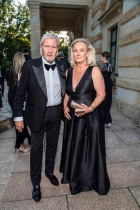 Johnny Logan and Tanja Surmann attend the concert of Beethovens 9. Symphonie to open the annual Bayreuth Festival 2026 (Richard-Wagner-Festspiele) at Bayreuth Festspielhaus on July 25, 2026 in Bayreuth, Germany 150th Bayreuther Wagner Festival Opening *** Johnny Logan and Tanja Surmann attend the concert featuring Beethoven s Ninth Symphony to open the annual 2026 Bayreuth Festival (Richard Wagner Festspiele) at the Bayreuth Festspielhaus on July 25, 2026, in Bayreuth, Germany—the 150th Bayreuth Wagner Festival Opening