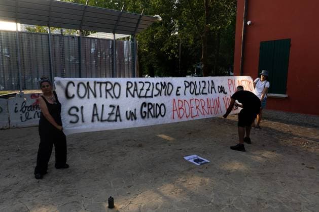 July 25, 2026, Bologna, IT: BOLOGNA, ITALY - JULY 25, 2026: Large crowds gather for a dinner and vigil in memory of Abderrahim Fakir at Pilastro Park, Bologna. The neighborhood event was organized by local grassroots committees together with Fakir s family, following days of citywide mobilization to commemorate the 42-year-old Moroccan man who died on July 19 during a police stop. JNA Press Bologna IT - ZUMAq101 20260725_zna_q101_342 Copyright: xThomasxCavagnax