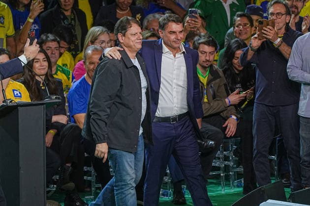 July 25, 2026: Tarcisio de Freitas, Governor of Sao Paulo State (left) accompanies Flavio Bolsonaro during the Liberal Party (PL) rally confirming Flavio Bolsonaro as the official presidential candidate, in Sao Paulo, Brazil. - ZUMAl146 20260725_aaf_l146_018 Copyright: xPauloxLopesx