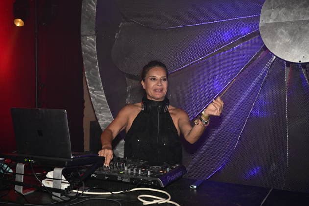 Gitta Saxx mit ihrem Projekt Saxx Beatz im Heizkessel bei der 16. Dresdner Schlössernacht 2026 an den Elbschlössern. Dresden, 25.07.2026 *** Gitta Saxx with her project Saxx Beatz at the Heizkessel during the 16th Dresden Castle Night 2026 at the Elbe Castles in Dresden, July 25, 2026 Copyright: xMatthiasxWehnertx