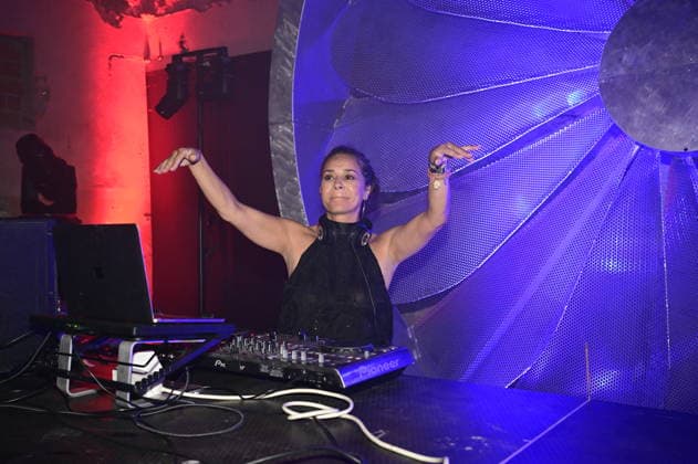 Gitta Saxx mit ihrem Projekt Saxx Beatz im Heizkessel bei der 16. Dresdner Schlössernacht 2026 an den Elbschlössern. Dresden, 25.07.2026 *** Gitta Saxx with her project Saxx Beatz at the Heizkessel during the 16th Dresden Castle Night 2026 at the Elbe Castles in Dresden, July 25, 2026 Copyright: xMatthiasxWehnertx