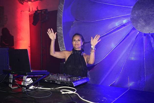 Gitta Saxx mit ihrem Projekt Saxx Beatz im Heizkessel bei der 16. Dresdner Schlössernacht 2026 an den Elbschlössern. Dresden, 25.07.2026 *** Gitta Saxx with her project Saxx Beatz at the Heizkessel during the 16th Dresden Castle Night 2026 at the Elbe Castles in Dresden, July 25, 2026 Copyright: xMatthiasxWehnertx