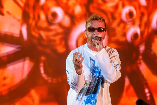 IPA86996381 - Salmo performs on stage during his concert at Lebonski Park in Arzachena, Italy, on July 25, 2026. During Salmo s music concert in Arzachena, Italy, July 25, 2026  Copyright: xManoloxTatti LiveMediax xx 86996381