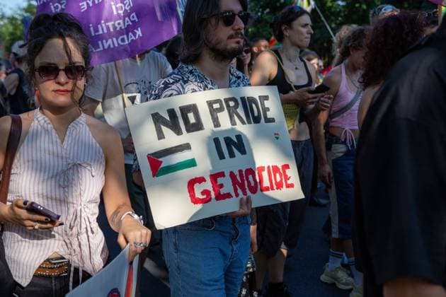 July 25, 2026, Berlin, Berlin, Germany: BERLIN, GERMANY Ã¢â‚¬ JULY 25, 2026: Participants take part in the Internationalist Queer Pride 2026 demonstration in Berlin, Germany. Thousands of people marched through the German capital calling for LGBTQ+ rights, equality, diversity and human rights. Berlin Germany  - ZUMAq101 20260725_zna_q101_361 Copyright: xMariaxCastrox