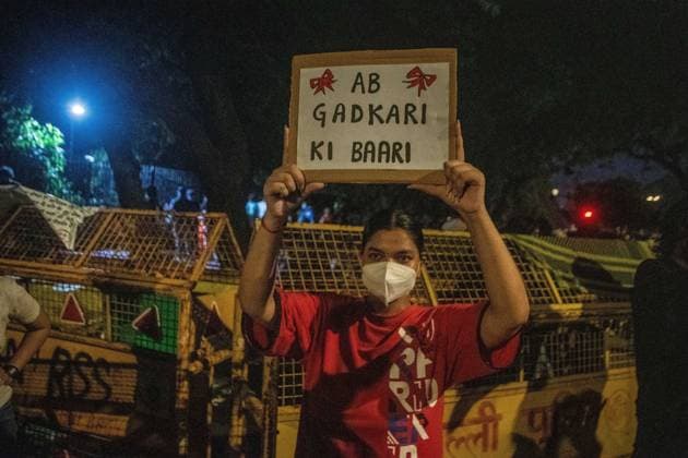 July 25, 2026, New Delhi, India: NEW DELHI, INDIA Ã¢â‚¬ JULY 25, 2026: Student protesters celebrate at Jantar Mantar following the resignation of India s Union Education Minister Dharmendra Pradhan, in New Delhi, India. Demonstrators hold placards reading Jeet ( Victory ), wave the Indian national flag and climb police barricades after the announcement, following days of nationwide protests over alleged irregularities in the country s education system. New Delhi India - ZUMAq101 20260725_zna_q101_370 Copyright: xAmitxShuklax