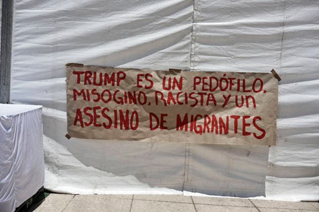 July 25, 2026, Mexico City, Cdmx, Mexico: A group of U.S. citizens living in Mexico City gathered at the Monument to the Revolution to demand justice for the killings of Lorenzo Salgado, shot dead by ICE agents in Texas and Johan sebastian Duran, who was also killed at the hands of ICE. Members of various collectives of deported U.S. citizens and the organization Democrats Abroad Mexico demanded justice and the prosecution of ICE agents committing murders and racially motivated crimes against people of Latin American origin. They view this as a fascist, authoritarian, and racist campaign of white supremacy spearheaded and backed by President Donald Trump, noting the absence of justice or legal proceedings regarding the abuse of authority by - ZUMAp204 20260725_zip_p204_005 Copyright: xJosuexPerezx