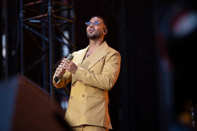 July 25, 2026, Madrid, Spain: American singer-songwriter Romeo Santos, seen live on stage during his performance Better Late Than Never at the Metropolitano stadium. Madrid Spain - ZUMAs197 20260725_aaa_s197_329 Copyright: xAtilanoxGarciax