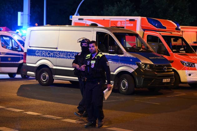 1 killed, more than 10 injured as vehicle ploughs into crowd at parade in Berlin BERLIN, GERMANY - JULY 26: Police and emergency services work at the scene of the incident in Berlin, Germany, on July 26, 2026. One person was killed and more than 10 injured Saturday after a vehicle drove into a crowd at a parade in downtown Berlin, German media reported, citing police. It occurred at around 10 pm local time (2000GMT) during the Christopher Street Day parade in the Tiergarten district. Police and emergency personnel treated the injured at the scene, though no further information was immediately available about their conditions. Volodymyr Sindieiev Anadolu Berlin Germany. Editorial use only. Please get in touch for any other usage.  Copyright: x2026xAnadoluxVolodymyrxSindieievx