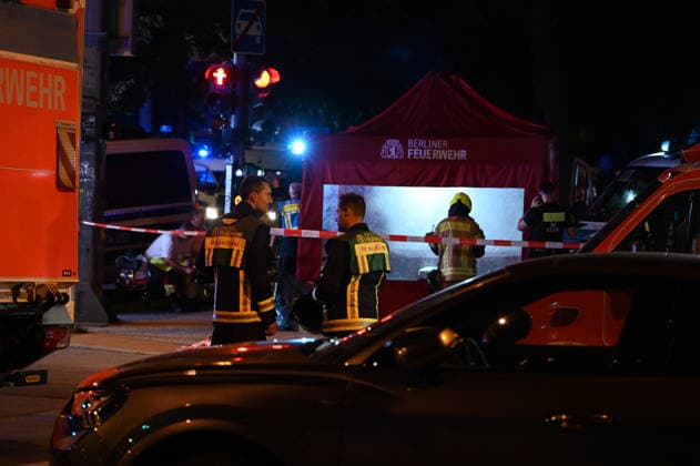 1 killed, more than 10 injured as vehicle ploughs into crowd at parade in Berlin BERLIN, GERMANY - JULY 26: Police and emergency services work at the scene of the incident in Berlin, Germany, on July 26, 2026. One person was killed and more than 10 injured Saturday after a vehicle drove into a crowd at a parade in downtown Berlin, German media reported, citing police. It occurred at around 10 pm local time (2000GMT) during the Christopher Street Day parade in the Tiergarten district. Police and emergency personnel treated the injured at the scene, though no further information was immediately available about their conditions. Volodymyr Sindieiev Anadolu Berlin Germany. Editorial use only. Please get in touch for any other usage.  Copyright: x2026xAnadoluxVolodymyrxSindieievx