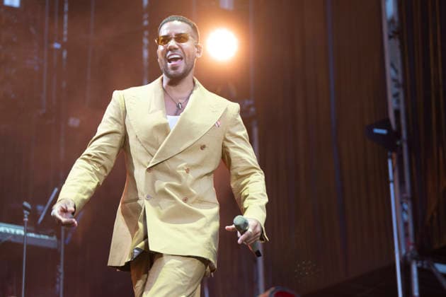 July 25, 2026, Madrid, Spain: American singer-songwriter Romeo Santos, seen live on stage during his performance Better Late Than Never at the Metropolitano stadium. Madrid Spain - ZUMAs197 20260725_aaa_s197_355 Copyright: xAtilanoxGarciax
