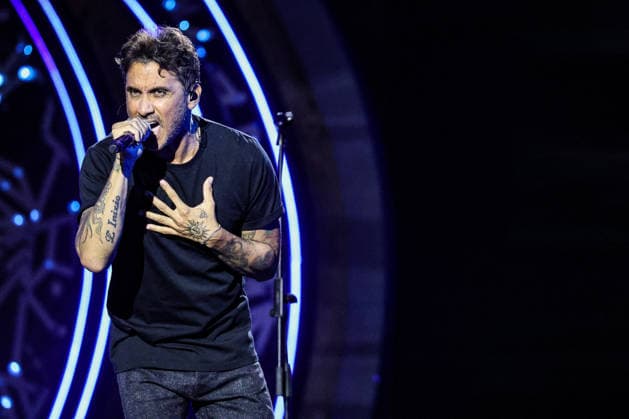 Music Concert - LA NOTTE DEI FIORI - SANREMO ESTATE Fabrizio Moro on stage at La Notte dei Fiori in Sanremo. during LA NOTTE DEI FIORI - SANREMO ESTATE, Music Concert in SANREMO, Italy, July 25 2026 SANREMO PIAN DI NAVE SANREMO Italy Copyright: xRenataxRoattinox xLiveMediax LPM_2583729