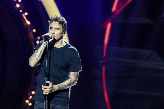 Music Concert - LA NOTTE DEI FIORI - SANREMO ESTATE Fabrizio Moro on stage at La Notte dei Fiori in Sanremo. during LA NOTTE DEI FIORI - SANREMO ESTATE, Music Concert in SANREMO, Italy, July 25 2026 SANREMO PIAN DI NAVE SANREMO Italy Copyright: xRenataxRoattinox xLiveMediax LPM_2583734