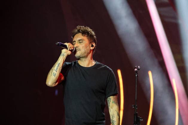 IPA87001147 - Fabrizio Moro on stage at La Notte dei Fiori in Sanremo. during LA NOTTE DEI FIORI - SANREMO ESTATE, Music Concert in SANREMO, Italy, July 25, 2026  Copyright: xRenataxRoattino LiveMediax xx 87001147