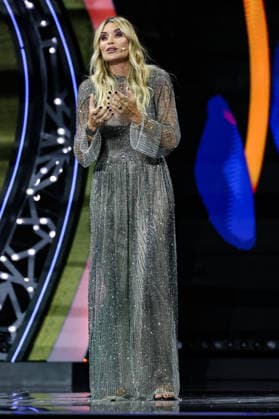 IPA87001290 - Elenoir Casalegno on stage at La Notte dei Fiori in Sanremo. During LA NOTTE DEI FIORI - SANREMO ESTATE, a music concert in Sanremo, Italy, on July 25, 2026  Copyright: xRenataxRoattino LiveMediax xx 87001290