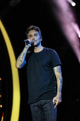 IPA87001314 - Fabrizio Moro on stage at La Notte dei Fiori in Sanremo. during LA NOTTE DEI FIORI - SANREMO ESTATE, Music Concert in SANREMO, Italy, July 25, 2026  Copyright: xRenataxRoattino LiveMediax xx 87001314