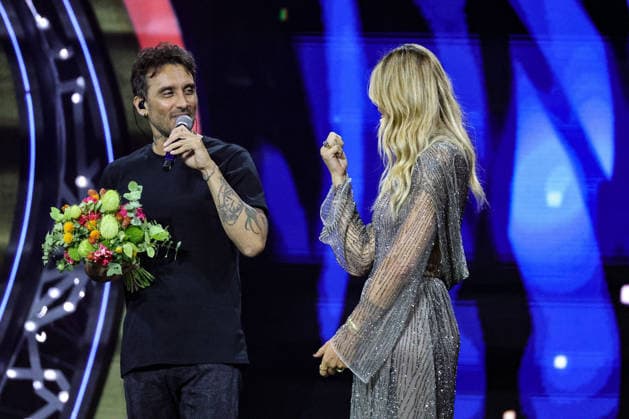 IPA87001315 - Elenoir Casalegno and Fabrizio Moro on stage at La Notte dei Fiori in Sanremo. during LA NOTTE DEI FIORI - SANREMO ESTATE, Music Concert in SANREMO, Italy, July 25, 2026  Copyright: xRenataxRoattino LiveMediax xx 87001315