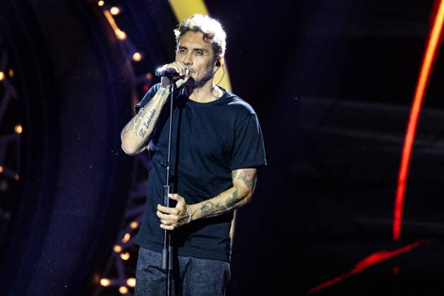 IPA87001337 - Fabrizio Moro on stage at La Notte dei Fiori in Sanremo. during LA NOTTE DEI FIORI - SANREMO ESTATE, Music Concert in SANREMO, Italy, July 25, 2026  Copyright: xRenataxRoattino LiveMediax xx 87001337