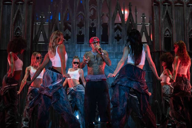 Entertainment des Tages July 25, 2026, Salerno, Italy: Gionata Boschetti aka Sfera Ebbasta performs live at Piazza della LibertÃ during the Celebration Tour. Salerno Italy - ZUMAs197 20260725_aaa_s197_502 Copyright: xAndreaxGulx
