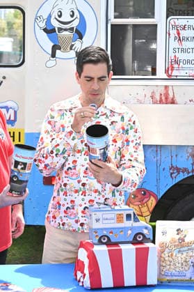 Eli Roth beim Photocall zum Kinofilm Ice Cream Man auf der San Diego Comic-Con International 2026 am Kansas City Barbeque. San Diego, 24.07.2026 *** Eli Roth at the photo call for the movie *Ice Cream Man* at San Diego Comic-Con International 2026 at Kansas City Barbeque in San Diego, July 24, 2026 Foto:xD.xStarbuckx xFuturexImagex ice_6724