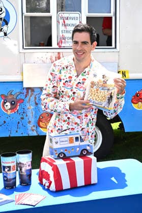 Eli Roth beim Photocall zum Kinofilm Ice Cream Man auf der San Diego Comic-Con International 2026 am Kansas City Barbeque. San Diego, 24.07.2026 *** Eli Roth at the photo call for the movie *Ice Cream Man* at San Diego Comic-Con International 2026 at Kansas City Barbeque in San Diego, July 24, 2026 Foto:xD.xStarbuckx xFuturexImagex ice_6727