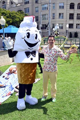 Eli Roth beim Photocall zum Kinofilm Ice Cream Man auf der San Diego Comic-Con International 2026 am Kansas City Barbeque. San Diego, 24.07.2026 *** Eli Roth at the photo call for the movie *Ice Cream Man* at San Diego Comic-Con International 2026 at Kansas City Barbeque in San Diego, July 24, 2026 Foto:xD.xStarbuckx xFuturexImagex ice_6732