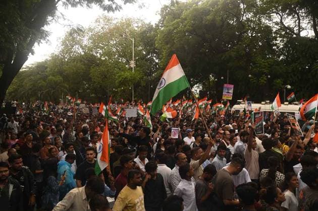 July 26, 2026, Mumbai, Maharashtra, India: Supporters of the youth-led satirical political movement Cockroach Janta Party (CJP) celebrate the resignation of Union Education Minister Dharmendra Pradhan, in Mumbai, India, 26 July 2026. Mumbai India - ZUMAn310 20260726_zip_n310_010 Copyright: xDeepxNairx