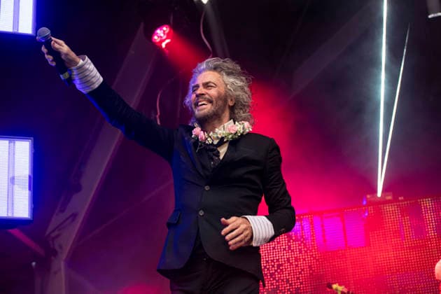The Flaming Lips performing live at Somerset House for The Summer Series, London 25 June 2026 The Flaming Lips performing live at Somerset House for The Summer Series, London 25 June 2026 Wayne Coyne ,lead singer The Flaming Lips are an American rock band formed in Oklahoma, in ˜83. They are three-time Grammy-Award winners. The Flaming Lips are one of the most enduring, influential, unpredictable, and globally respected bands of their generation., Credit:Dafydd Owen Dafydd Owen - B5377 Avalon United Kingdom, London  Copyright: xDafyddxOwenx xDafyddxOwenx-xB5377x xAvalonx 1118737396