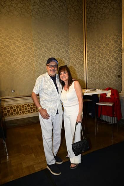 Wolfgang Stumph mit Ehefrau Christine (hatte Geburtstag) bei der 16. Dresdner Schlössernacht 2026 an den Elbschlössern. Dresden, 25.07.2026 *** Wolfgang Stumph and his wife Christine celebrated his birthday at the 16th Dresden Castle Night 2026 at the Elbe Castles in Dresden on July 25, 2026 Copyright: xMatthiasxWehnertx