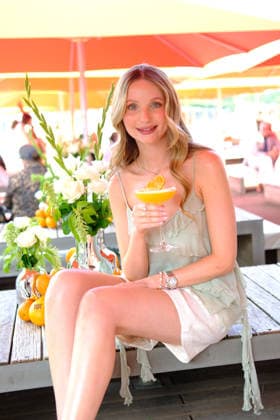 Anna Hiltrop beim Casa Riani Fashion Event am 25.07.2026 am Lido Hafen in Duesseldorf Anna Hiltrop attends the Casa Riani fashion event on July 25, 2026 at the Lido Harbor in Dusseldorf, Germany Casa RIANI Event in Duesseldorf *** Anna Hiltrop at the Casa Riani Fashion Event on July 25, 2026, at the Lido Harbor in Düsseldorf Anna Hiltrop attends the Casa Riani fashion event on July 25, 2026, at the Lido Harbor in Düsseldorf, Germany Casa RIANI Event in Düsseldorf 