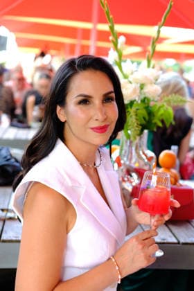 Sila Sahin beim Casa Riani Fashion Event am 25.07.2026 am Lido Hafen in Duesseldorf Sila Sahi attends the Casa Riani fashion event on July 25, 2026 at the Lido Harbor in Dusseldorf, Germany Casa RIANI Event in Duesseldorf *** Sila Sahin at the Casa Riani Fashion Event on July 25, 2026, at the Lido Harbor in Düsseldorf Sila Sahin attends the Casa Riani fashion event on July 25, 2026, at the Lido Harbor in Düsseldorf, Germany Casa RIANI Event in Düsseldorf 