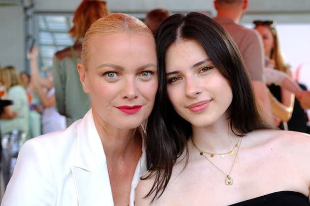 Franziska Knuppe and her daughter Mathilda Ruby Moestl attend the Casa Riani fashion event on July 25, 2026 at the Lido Harbor in Dusseldorf, Germany Casa RIANI fashion event in Dusseldorf, Germany *** Franziska Knuppe and her daughter Mathilda Ruby Moestl attend the Casa Riani fashion event on July 25, 2026, at the Lido Harbor in Düsseldorf, Germany. Casa Riani fashion event in Düsseldorf, Germany