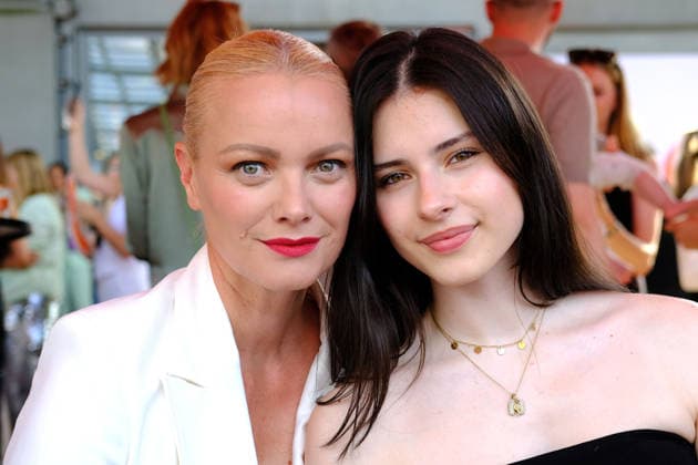 Franziska Knuppe and her daughter Mathilda Ruby Moestl attend the Casa Riani fashion event on July 25, 2026 at the Lido Harbor in Dusseldorf, Germany Casa RIANI fashion event in Dusseldorf, Germany *** Franziska Knuppe and her daughter Mathilda Ruby Moestl attend the Casa Riani fashion event on July 25, 2026, at the Lido Harbor in Düsseldorf, Germany. Casa Riani fashion event in Düsseldorf, Germany