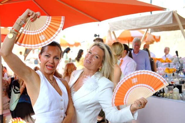 Yvonne Voermans-Eiserfey and Claudia Anders attend the Casa Riani fashion event on July 25, 2026 at the Lido Harbor in Dusseldorf, Germany Casa RIANI fashion event in Dusseldorf, Germany *** Yvonne Voermans Eiserfey and Claudia Anders attend the Casa Riani fashion event on July 25, 2026, at the Lido Harbor in Düsseldorf, Germany. Casa Riani fashion event in Düsseldorf, Germany
