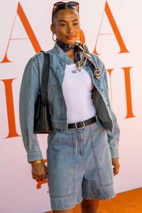 ABB RIANI - Aurelie Carina, Model (GNTM Gewinnerin 2026) zu Gast auf dem Orangenen Teppich bei der Casa Riani Where Fells Like Home Fashion Show praesentation der Sommerkollektion 2027 im Lido Hafen am 25.07.2026 in Duesseldorf NRW Deutschland *** ABB RIANI Aurelie Carina, 2026 Germany s Next Top Model winner, appeared on the orange carpet at the Casa Riani Where It Feels Like Home fashion show presenting the 2027 summer collection at the Lido Harbor on July 25, 2026, in Düsseldorf, North Rhine-Westphalia, Germany