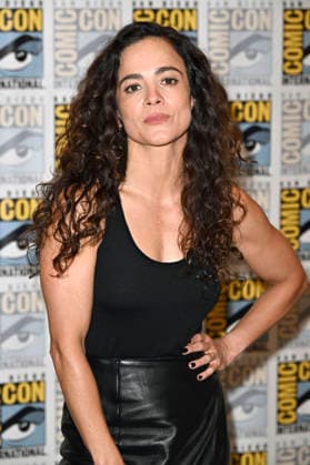 Alice Braga beim Photocall zu Apple TV Serie Dark Matter - Der Zeitenläufer auf der San Diego Comic-Con International 2026 im Hilton Bayfront Hotel. San Diego, 25.07.2026 *** Alice Braga at the photocall for the Apple TV series *Dark Matter: The Time Traveler* at San Diego Comic-Con International 2026 at the Hilton Bayfront Hotel in San Diego, July 25, 2026 Foto:xD.xStarbuckx xFuturexImagex dark_6713
