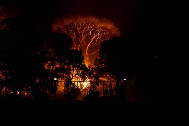 Evacuation underway as wildfires threaten towns in Spain LA ADRADA, AVILA, SPAIN – JULY 26: Flames engulf trees as residents watch a wildfire burning near homes in the town of La Adrada in the province of Avila, Spain, on July 26, 2026. Firefighting operations continued overnight as crews worked to contain the blaze threatening nearby communities. Diego Radames Anadolu Avila Spain. Editorial use only. Please get in touch for any other usage.  Copyright: x2026xAnadoluxDiegoxRadamesx