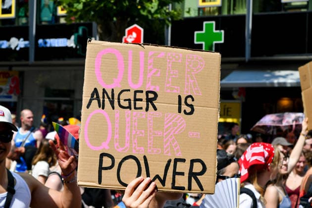 Deutschland, Baden-Wuerttemberg, Stuttgart 26.07.2026, Deutschland, GER, Baden-Wuerttemberg, Stuttgart, im Bild Themenbild, Vielfalt, Gleichberechtigung, LGBTQIA+, Love is Love, Stuttgart zeigt Flagge, CSD-Parade, Pride-Week, Community, Sichtbarkeit, Solidaritaet, Toleranz, Akzeptanz, Regenbogen, Menschenrechte, Politik mit Pride, Pride Night, Kulturfestival, Demo fuer Vielfalt, Queere Stimmen, Empowerment, Trans, Transgender, Homosexuell, Schilder, Fahnen, Bunt, LGBTQ, Lesbisch, Schwul, Bisexuell, Queer, Pride, Coming-out, Regenbogenflagge, Inklusion, Genderidentitaet, sexuelle Orientierung, Feature, Symbolbild Baden-Wuerttemberg *** Germany, Baden-Württemberg, Stuttgart, July 26, 2026, Germany, GER, Baden-Württemberg, Stuttgart, Featured Deutschland, Baden-Wuerttemberg, Stuttgart, Pride, 26.07.2026-75