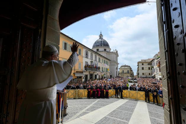 ITALY - POPE LEO XIV LEADING THE ANGELUS PRAYER IN CASTEL GANDOLFO NEAR ROME - 2026 7 26 Italy, Castel Gandolfo , Vatican, 2026 7 26 Pope Leo XIV leading the Angelus prayer in Castel Gandolfo near Rome, EDITORIAL USE ONLY - NO BOOKS Copyright: xVATICANxMEDIAx