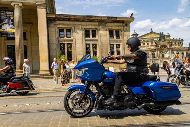 Biker Parade Harley Days Dresden, große Ausfahrt durch die Stadt, Dresden Sachsen Deutschland *** Harley Days Dresden Biker Parade, a big ride through the city, Dresden, Saxony, Germany