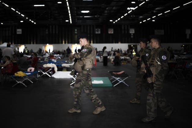 Bordeaux Exhibition Centre Shelters Evacuees from Wildfires BORDEAUX, FRANCE - JULY 26 : The Parc des Expositions de Bordeaux-Lac, located on Cours Jules Ladoumegue, serves as one of the main reception centers for people evacuated due to severe wildfires affecting the Gironde department in southwestern France, providing temporary accommodation, basic services, and logistical support through Gate M as firefighters continue efforts to contain the blaze on July 26, 2026 in Bordeaux, France. Authorities have urged residents to follow official instructions until the situation is brought under control in Bordeaux. Lorena Sopena Lopez Anadolu Bordeaux France. Editorial use only. Please get in touch for any other usage.  Copyright: x2026xAnadoluxLorenaxSopenaxLopezx