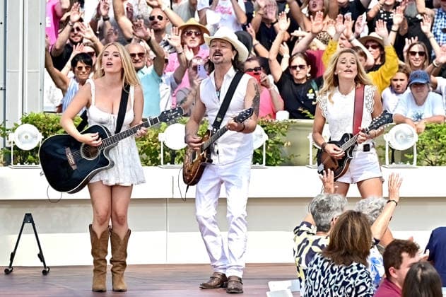 ZDF - Fernsehgarten. Johanna Mross , Lanny Lanner und Stefanie Hertel ( More Than Words ) während der ZDF - Unterhaltungsshow Fernsehgarten am 26.07.2026 in Mainz. 20260726MWI137356 *** ZDF Fernsehgarten : Johanna Mross, Lanny Lanner, and Stefanie Hertel perform More Than Words during the ZDF entertainment show Fernsehgarten on July 26, 2026, in Mainz 20260726MWI137356