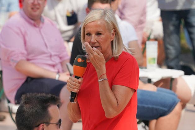 ZDF-Fernsehgarten 2026. Andrea Kiwi Kiewel im ZDF Fernsehgarten mit dem Motto Family Battle am 26.07.2026 in Mainz. Mainz ZDF Fernsehgarten Rheinland-Pfalz *** ZDF Fernsehgarten 2026: Andrea Kiwi Kiewel on ZDF Fernsehgarten, themed Family Battle, on July 26, 2026, in Mainz, Rhineland-Palatinate, ZDF Fernsehgarten